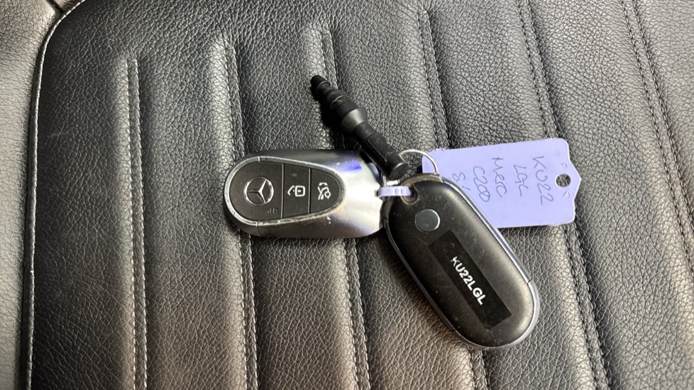 Mercedes-Benz C-Class C200 AMG Line Premium 5dr 9G-Tronic Petrol Estate - Image 20