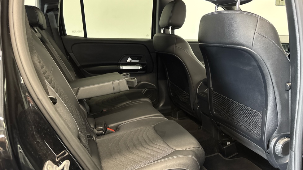 Mercedes-Benz GLB 200 Sport Executive 5dr 7G-Tronic Petrol Estate - Image 22