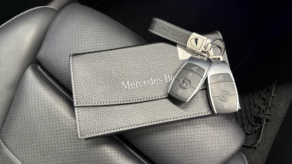 Mercedes-Benz C-Class C200d Sport 5dr Auto Diesel Estate - Image 19