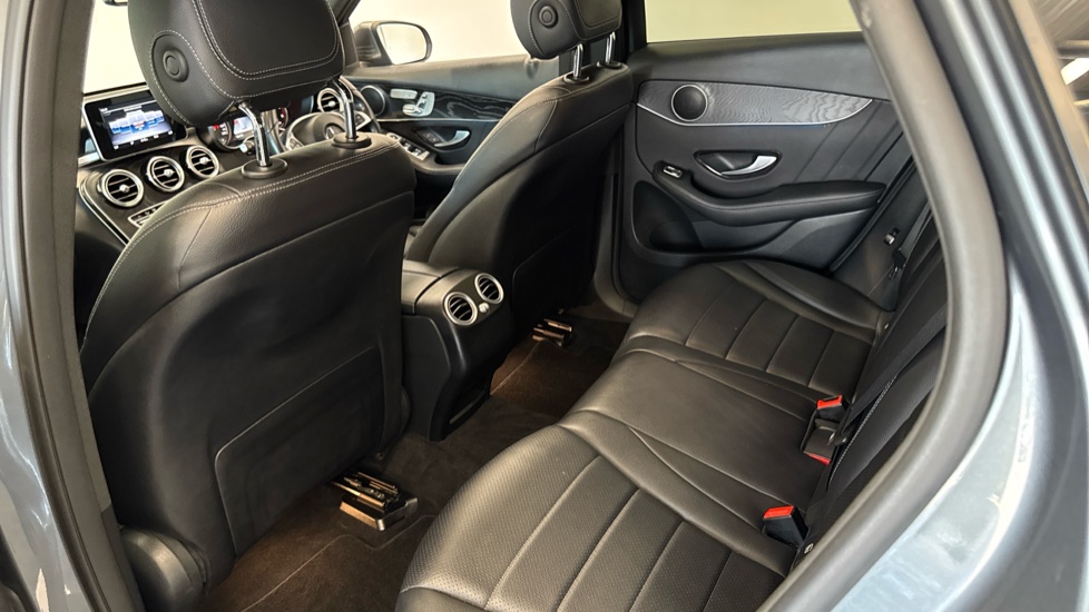 Mercedes-Benz GLC 220d 4Matic AMG Line Premium 5dr 9G-Tronic Diesel Estate - Image 16