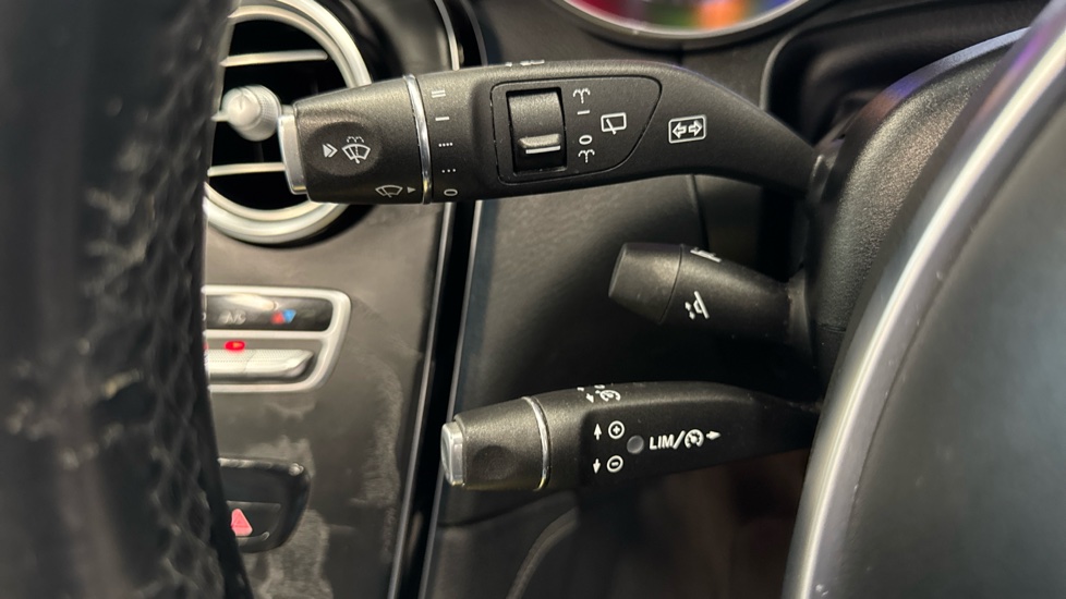 Mercedes-Benz GLC 220d 4Matic AMG Line Premium 5dr 9G-Tronic Diesel Estate - Image 27
