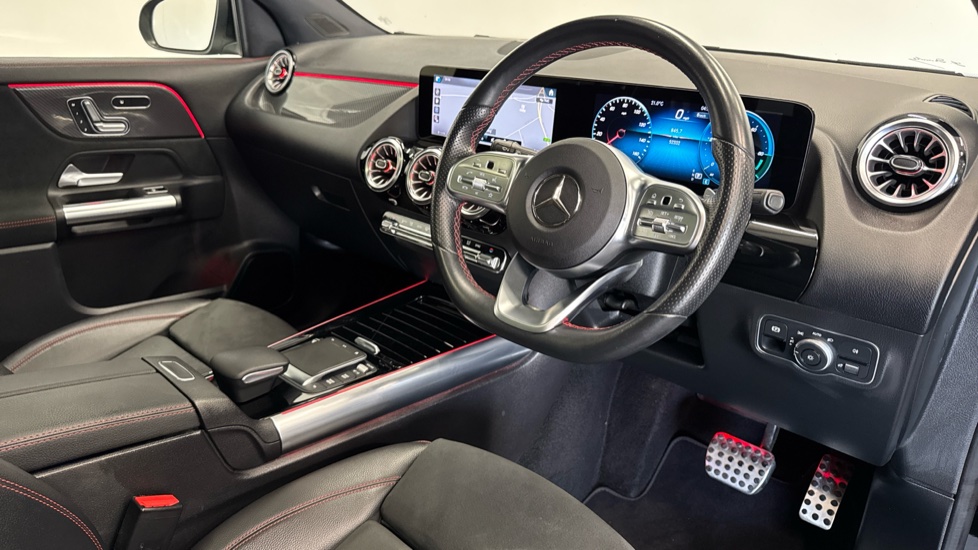 Mercedes-Benz GLA 220d 4Matic AMG Line Premium Plus 5dr Auto Diesel Hatchback - Image 11