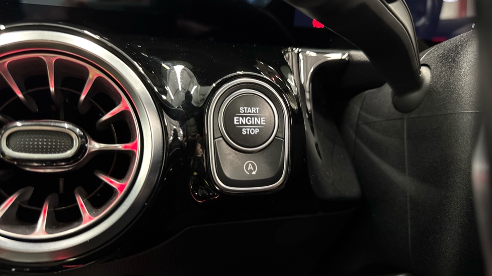 Mercedes-Benz GLA 220d 4Matic AMG Line Premium Plus 5dr Auto Diesel Hatchback - Image 32