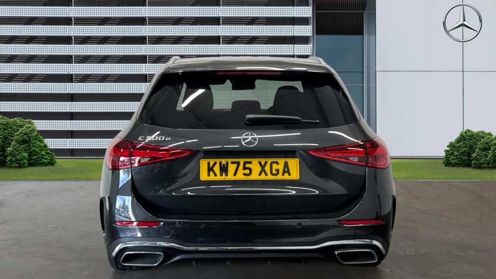 Mercedes-Benz C-Class C300e AMG Line Premium [Pan Roof] 5dr 9G-Tronic Estate - Image 6
