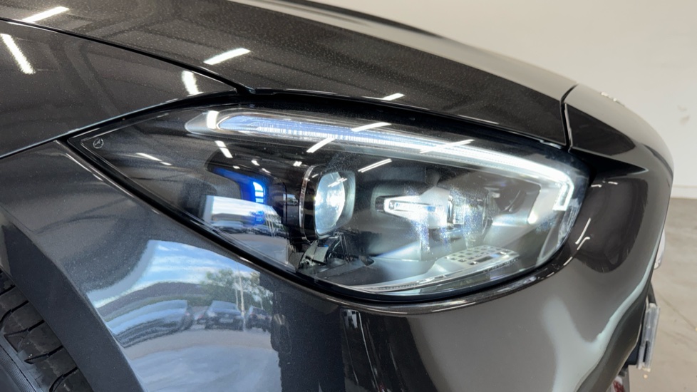 Mercedes-Benz C-Class C300e AMG Line Premium [Pan Roof] 5dr 9G-Tronic Estate - Image 43