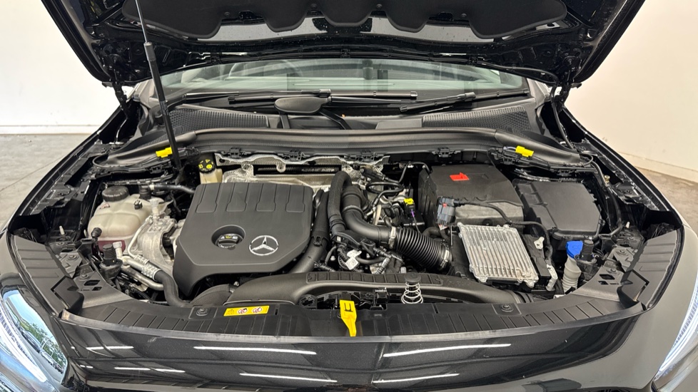 Mercedes-Benz GLA 200 Sport Executive 5dr Auto Petrol Hatchback - Image 8