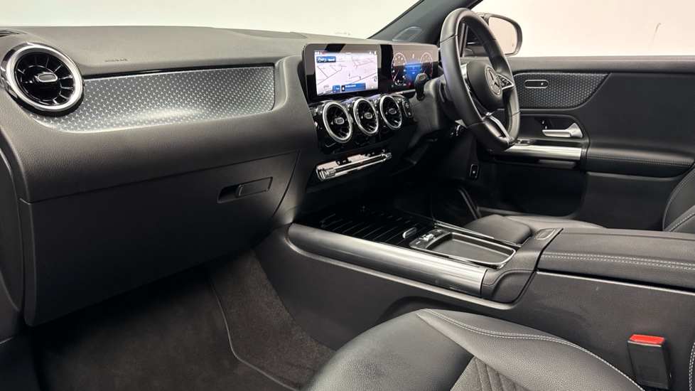 Mercedes-Benz GLA 200 Sport Executive 5dr Auto Petrol Hatchback - Image 9