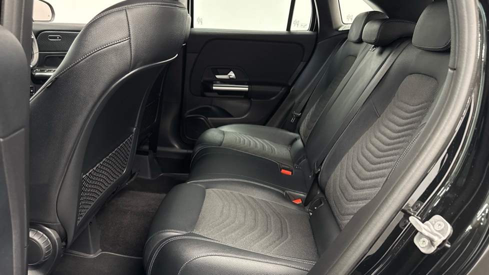 Mercedes-Benz GLA 200 Sport Executive 5dr Auto Petrol Hatchback - Image 16