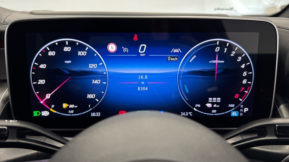 Mercedes-Benz GLC 300e 4Matic AMG Line Prem Plus 5dr 9G-Tronic Estate - Image 18