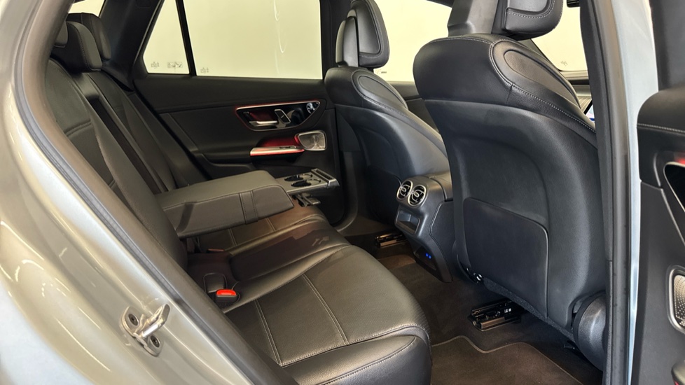 Mercedes-Benz GLC 300e 4Matic AMG Line Prem Plus 5dr 9G-Tronic Estate - Image 23