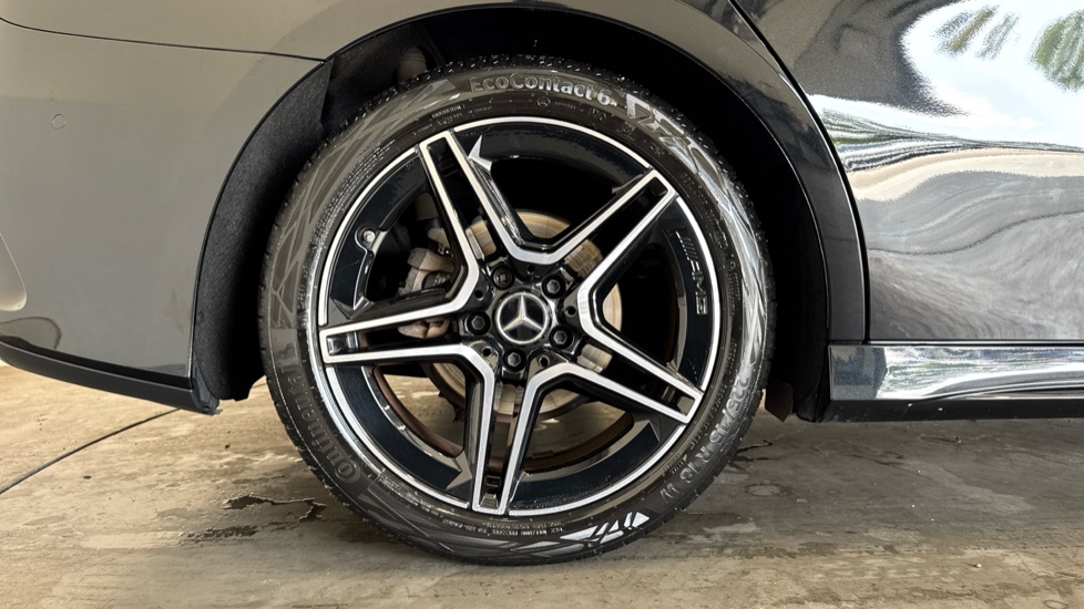 Mercedes-Benz A-Class A180 AMG Line Premium Edition 4dr Auto Petrol Saloon - Image 7