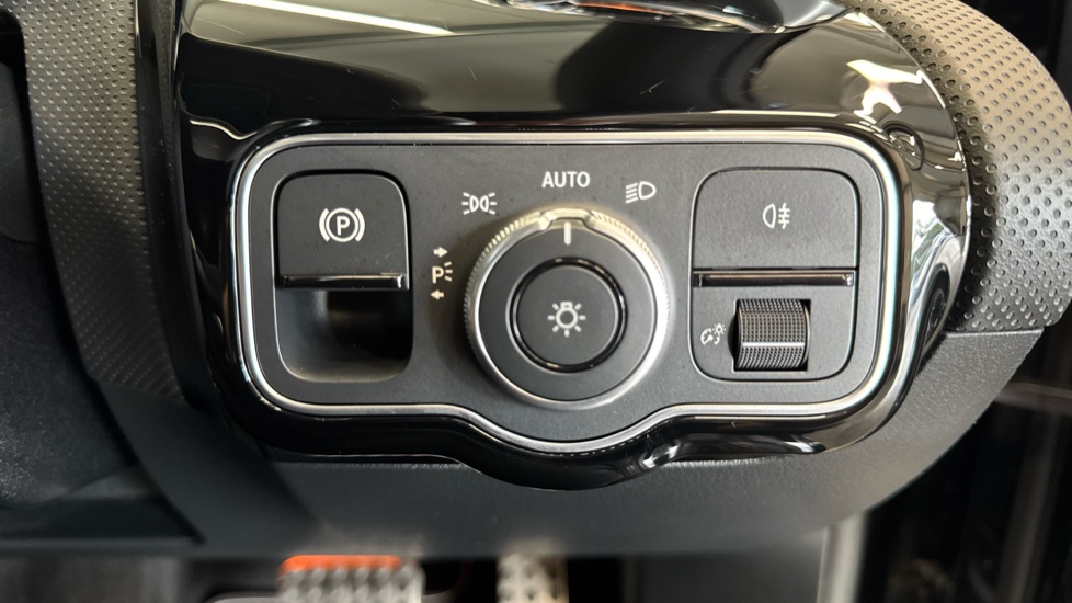 Mercedes-Benz A-Class A180 AMG Line Premium Edition 4dr Auto Petrol Saloon - Image 28