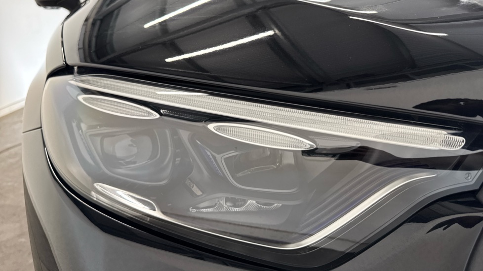 Mercedes-Benz GLC 300d 4Matic AMG Line Premium + 5dr 9G-Tronic Diesel Estate - Image 21