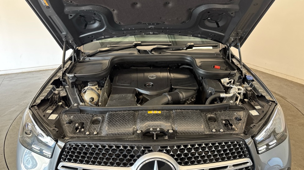 Mercedes-Benz GLE Coupe GLE 400e 4Matic AMG Line Premium + 5dr 9G-Tronic Estate - Image 8