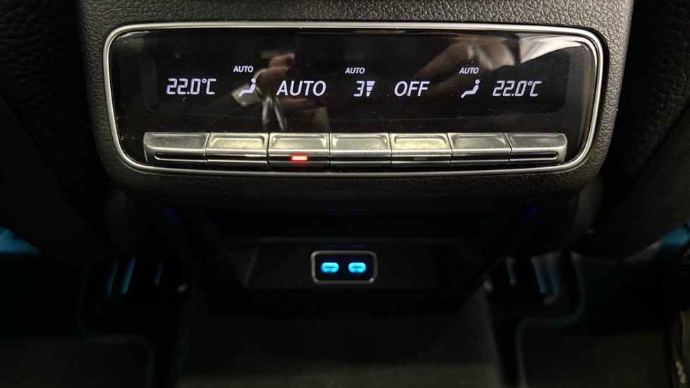 Mercedes-Benz GLE Coupe GLE 400e 4Matic AMG Line Premium + 5dr 9G-Tronic Estate - Image 21