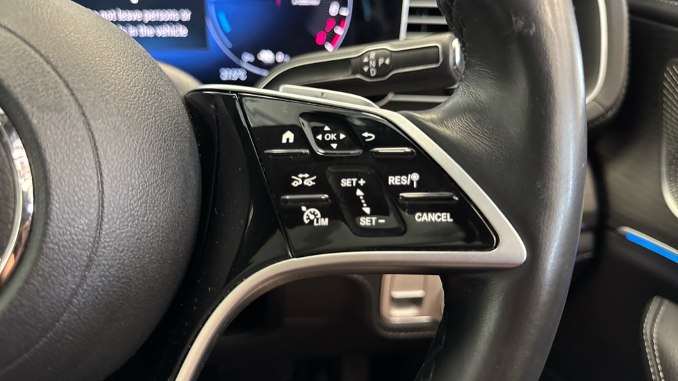 Mercedes-Benz GLE Coupe GLE 400e 4Matic AMG Line Premium + 5dr 9G-Tronic Estate - Image 31