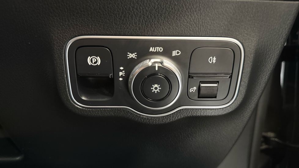 Mercedes-Benz GLA 200 AMG Line Executive 5dr Auto Petrol Hatchback - Image 29