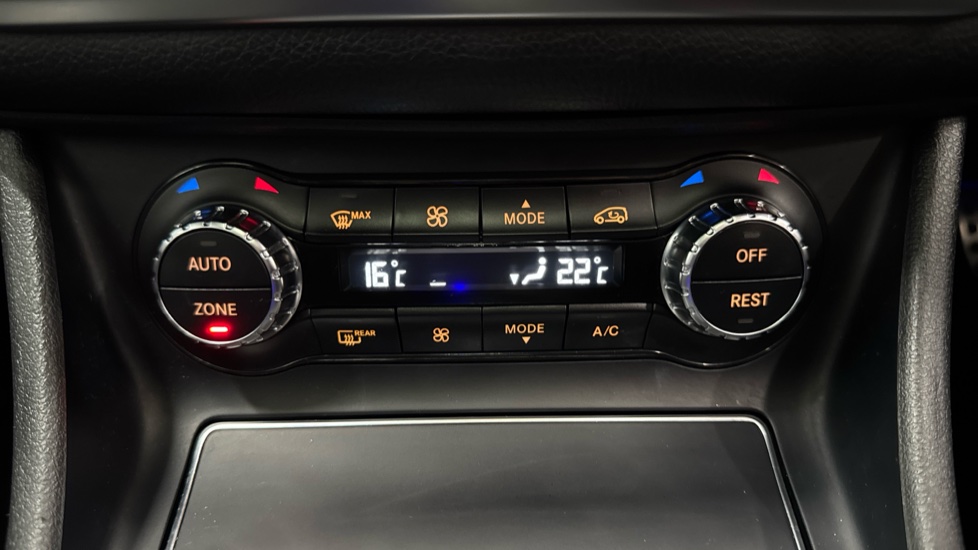 Mercedes-Benz GLA 200 AMG Line Edition Plus 5dr Auto Petrol Hatchback - Image 34