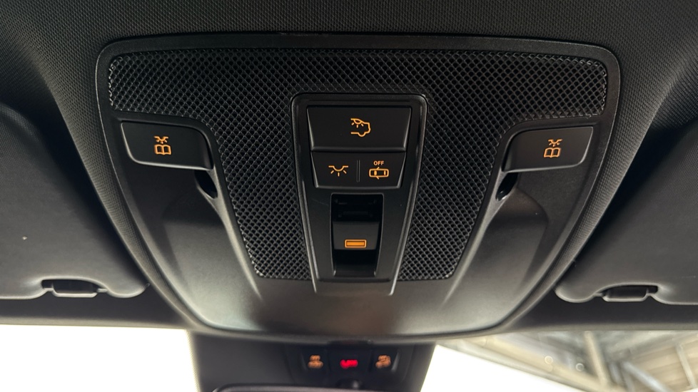 Mercedes-Benz GLA 200 AMG Line Edition Plus 5dr Auto Petrol Hatchback - Image 39