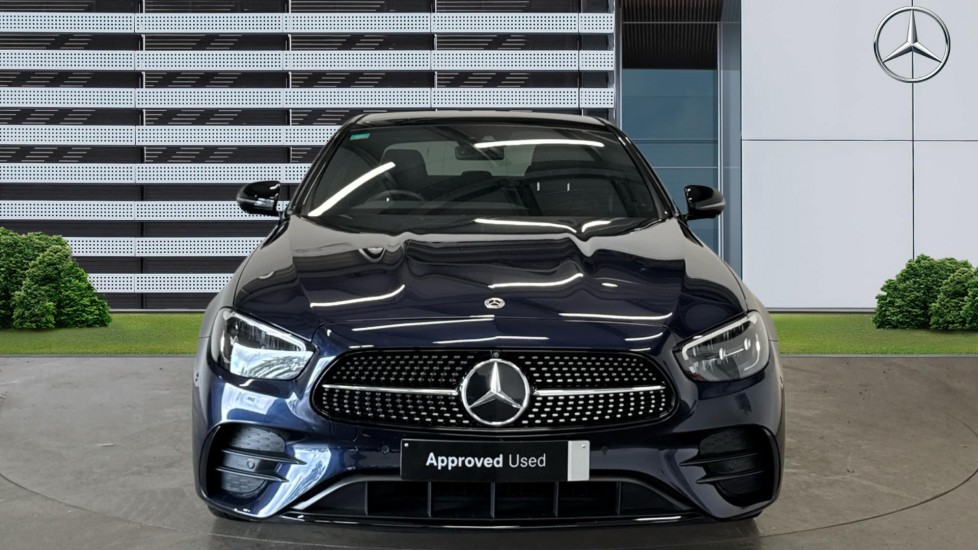 Mercedes-Benz E-Class E220d 200 AMG Line Night Ed Prem+ 4dr 9G-Tronic Diesel Saloon - Image 3