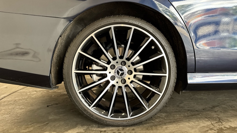 Mercedes-Benz E-Class E220d 200 AMG Line Night Ed Prem+ 4dr 9G-Tronic Diesel Saloon - Image 7