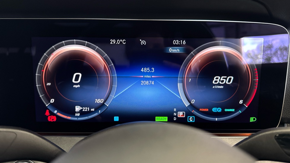 Mercedes-Benz E-Class E220d 200 AMG Line Night Ed Prem+ 4dr 9G-Tronic Diesel Saloon - Image 18