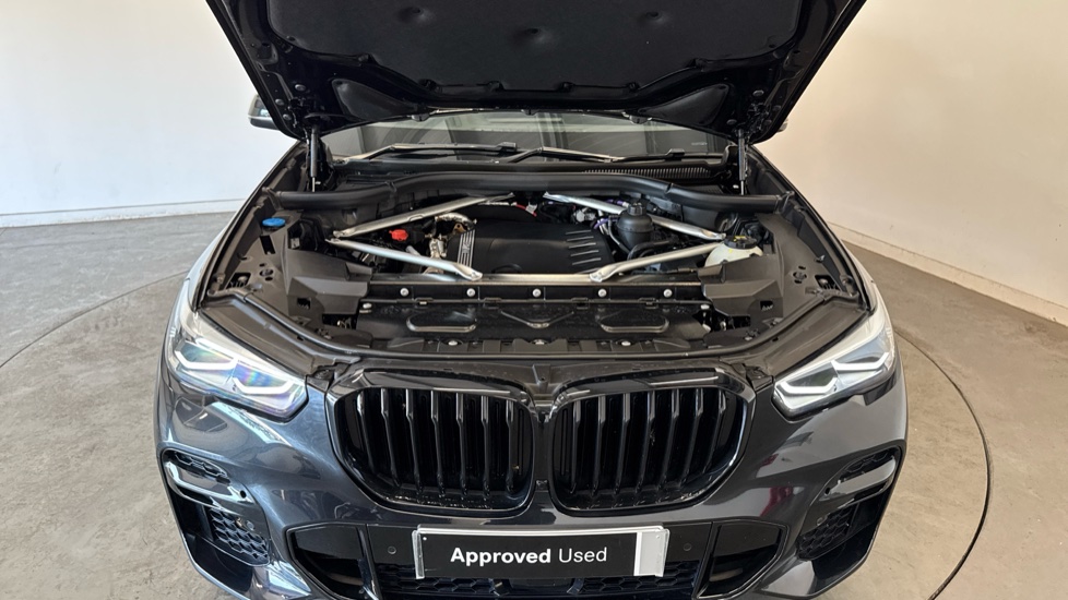 BMW X5 xDrive40d MHT M Sport 5dr Auto Diesel Estate - Image 8