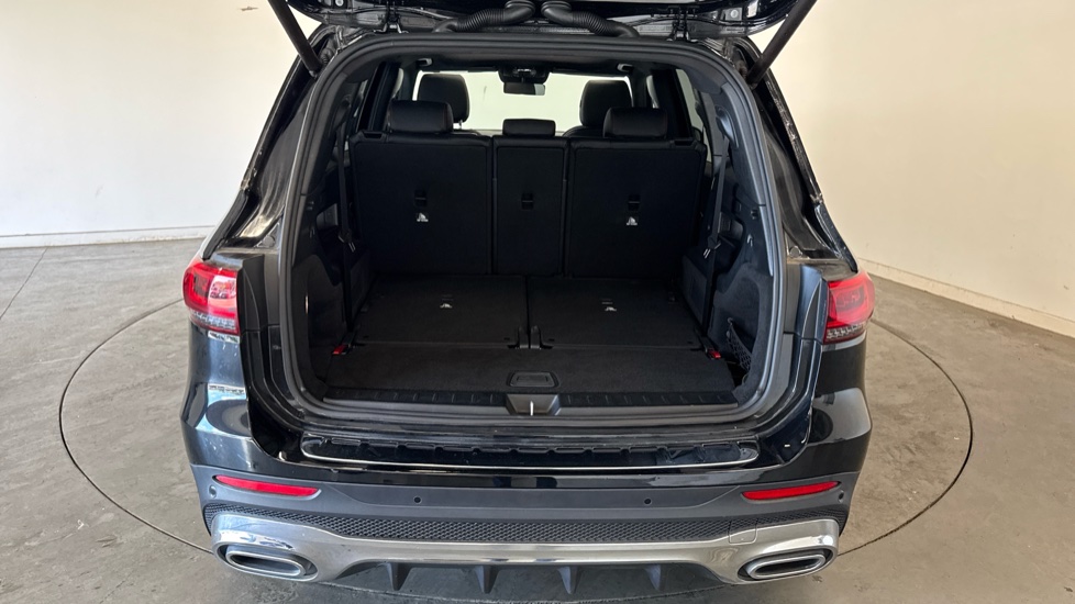 Mercedes-Benz GLB 200 AMG Line Premium Plus 5dr 7G-Tronic Petrol Estate - Image 4