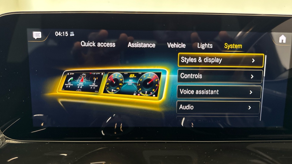 Mercedes-Benz GLB 200 AMG Line Premium Plus 5dr 7G-Tronic Petrol Estate - Image 27