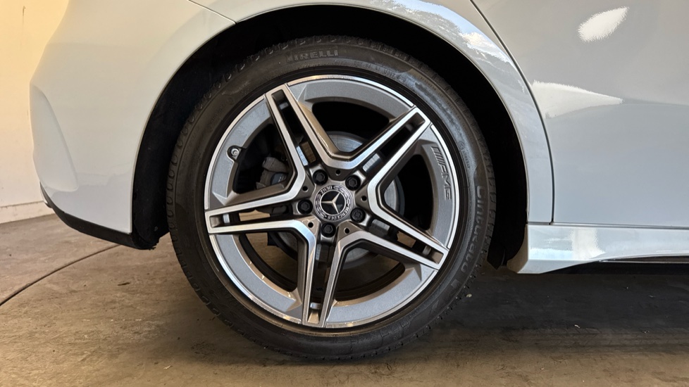 Mercedes-Benz A-Class A180 AMG Line 5dr Petrol Hatchback - Image 7