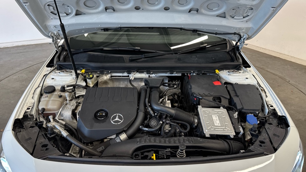 Mercedes-Benz A-Class A180 AMG Line 5dr Petrol Hatchback - Image 8