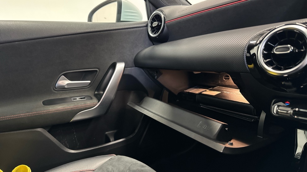 Mercedes-Benz A-Class A180 AMG Line 5dr Petrol Hatchback - Image 31