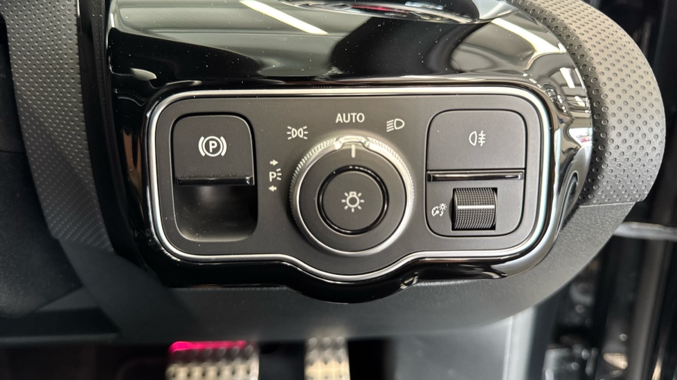 Mercedes-Benz A-Class A180 AMG Line Premium Plus 5dr Auto Petrol Hatchback - Image 28