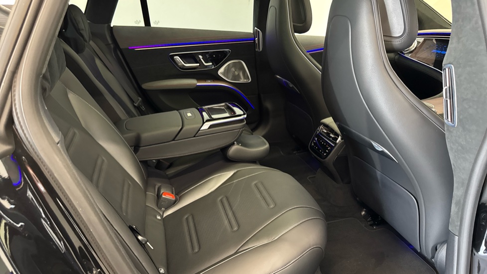 Mercedes-AMG Eqs 53 4MATIC+ 484kW Touring 108kWh 4dr Auto Electric Saloon - Image 23