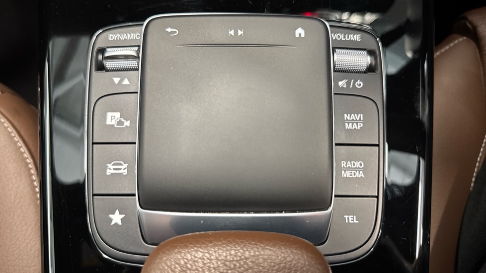 Mercedes-Benz CLA 200 AMG Line Premium 4dr Tip Auto Petrol Saloon - Image 36