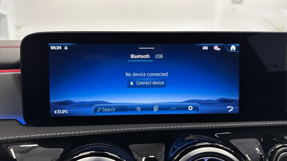Mercedes-Benz CLA 180 AMG Line Executive 4dr Tip Auto Petrol Saloon - Image 39