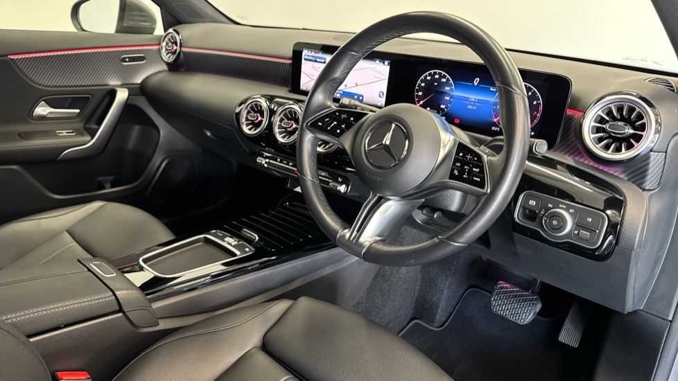 Mercedes-Benz A-Class A180 Sport Executive 5dr Auto Petrol Hatchback - Image 11