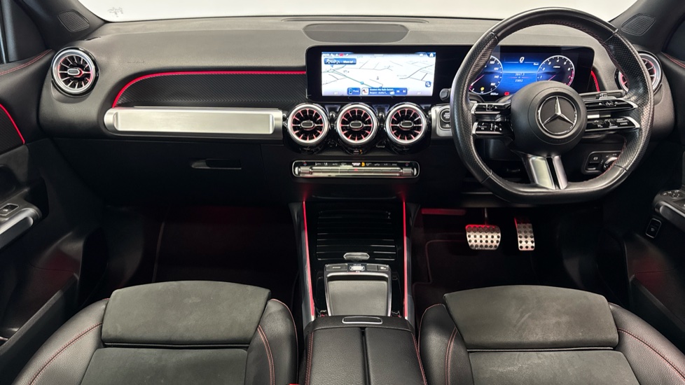 Mercedes-Benz GLB 200 AMG Line Premium Plus 5dr 7G-Tronic Petrol Estate - Image 10