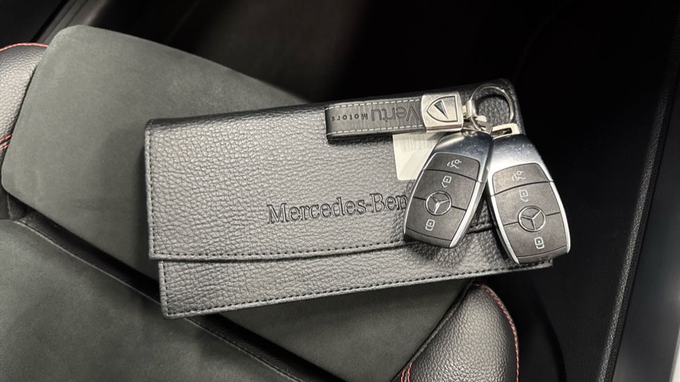 Mercedes-Benz GLB 200 AMG Line Premium Plus 5dr 7G-Tronic Petrol Estate - Image 19