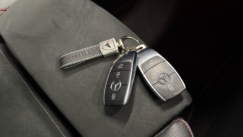 Mercedes-Benz GLB 200 AMG Line Premium Plus 5dr 7G-Tronic Petrol Estate - Image 20