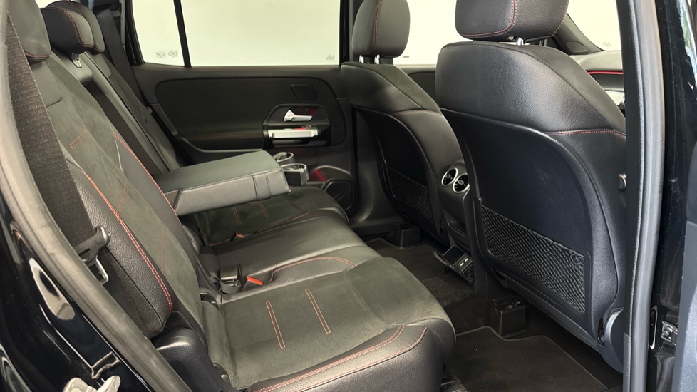 Mercedes-Benz GLB 200 AMG Line Premium Plus 5dr 7G-Tronic Petrol Estate - Image 23