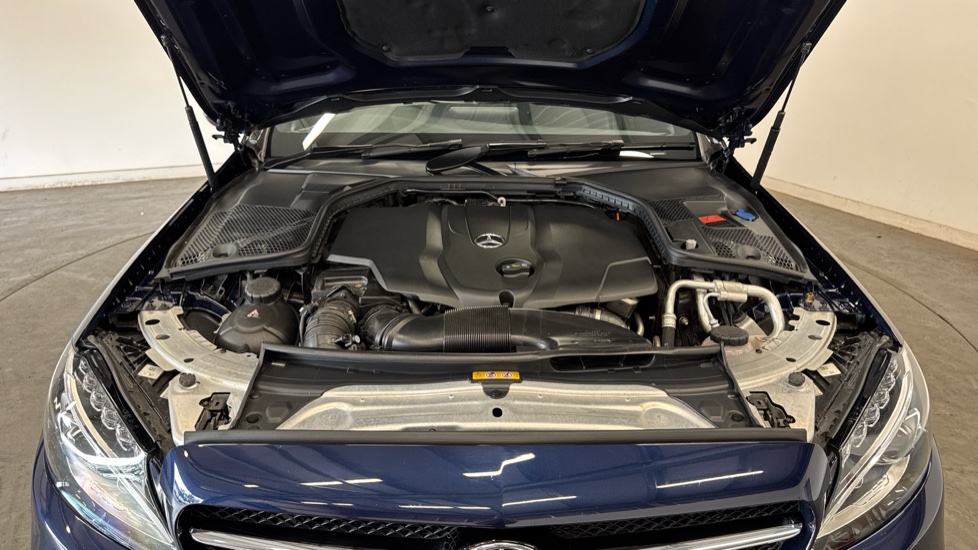 Mercedes-Benz C-Class C250d AMG Line Premium Plus 5dr 9G-Tronic Diesel Estate - Image 8