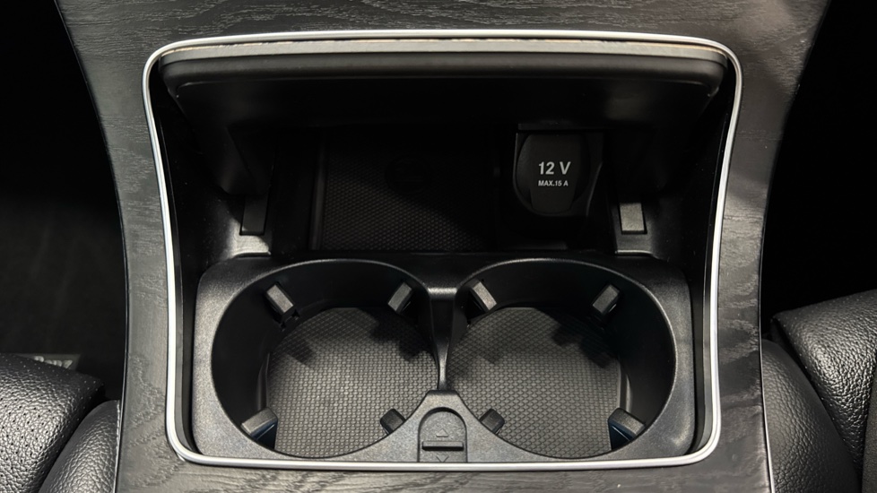 Mercedes-Benz C-Class C250d AMG Line Premium Plus 5dr 9G-Tronic Diesel Estate - Image 34