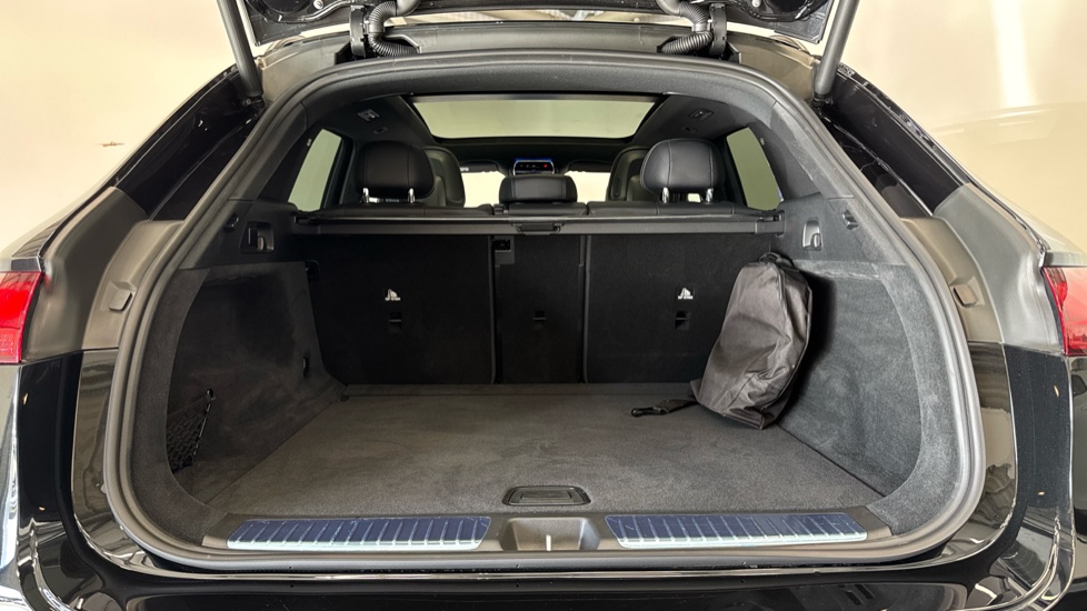 Mercedes-Benz Eqe 350+ 215kW AMG Line Night Ed Prem+ 96kWh 5dr Auto Electric Estate - Image 4