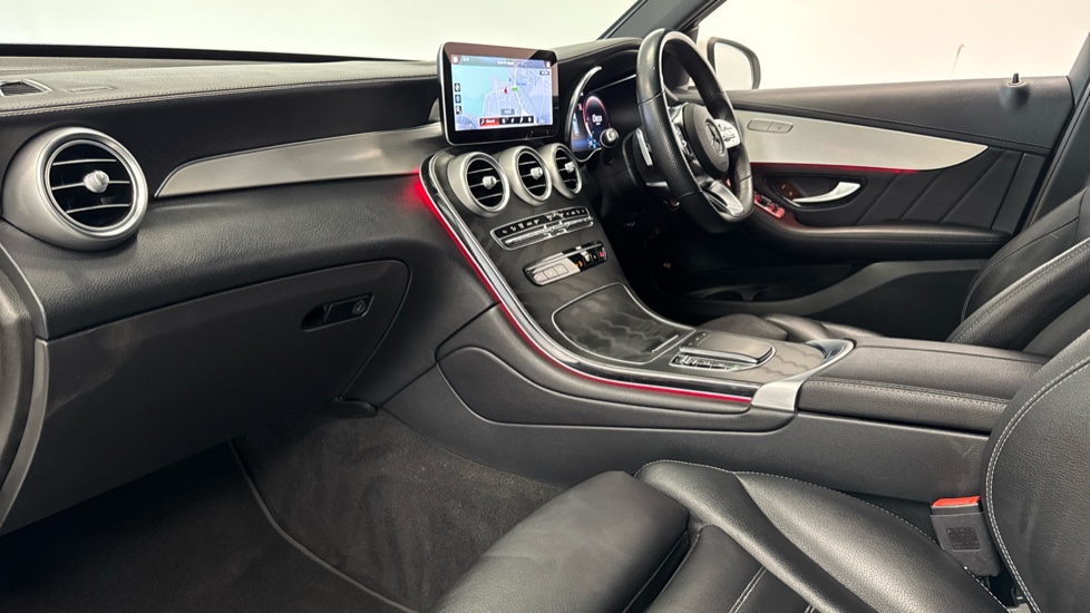 Mercedes-Benz GLC 220d 4Matic AMG Line Premium 5dr 9G-Tronic Diesel Estate - Image 9