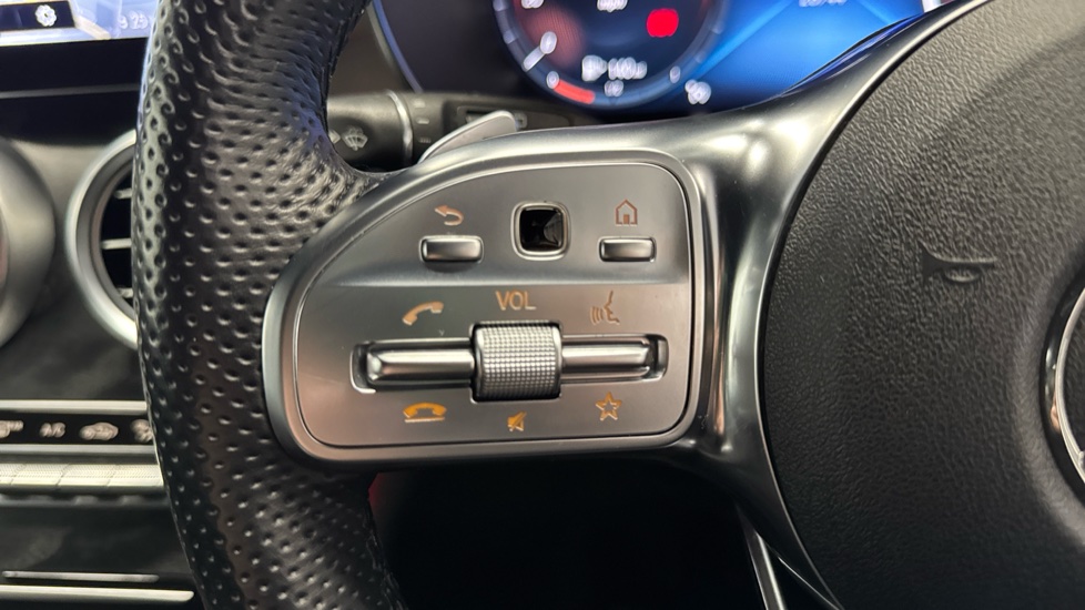Mercedes-Benz GLC 220d 4Matic AMG Line Premium 5dr 9G-Tronic Diesel Estate - Image 29