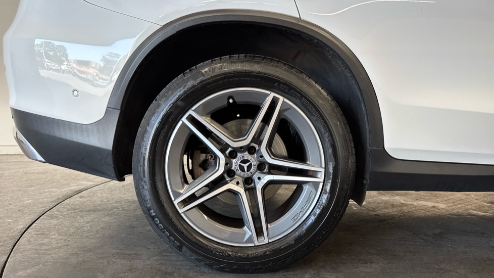 Mercedes-Benz GLC Coupe GLC 220d 4Matic AMG Line 5dr 9G-Tronic Diesel Estate - Image 7