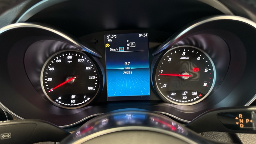 Mercedes-Benz GLC Coupe GLC 220d 4Matic AMG Line 5dr 9G-Tronic Diesel Estate - Image 18