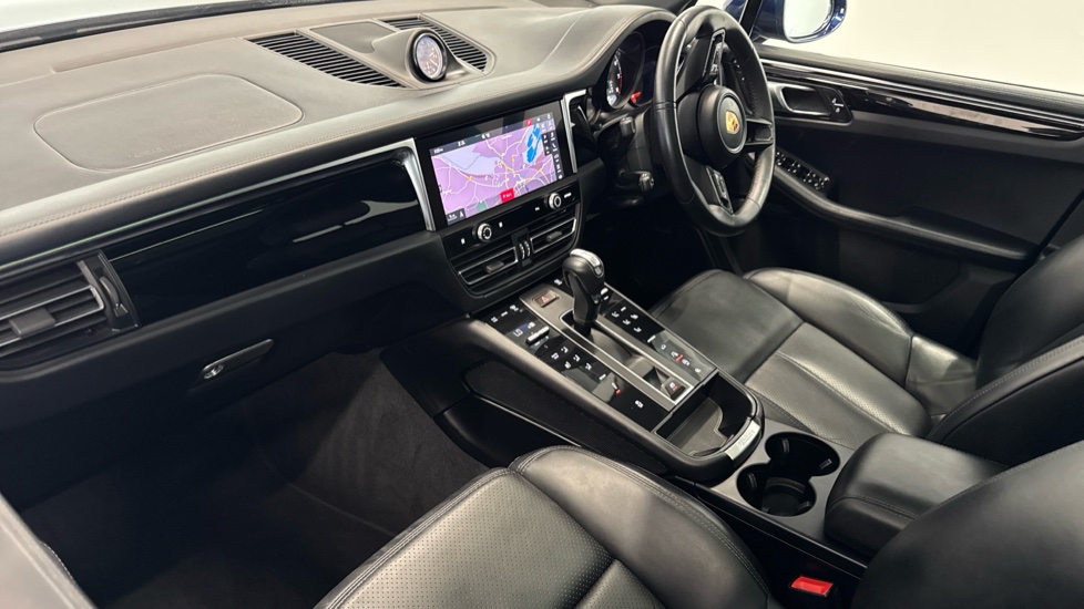 Porsche Macan S 5dr PDK Petrol Estate - Image 9