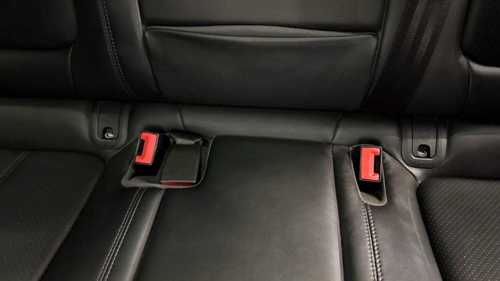 Porsche Macan S 5dr PDK Petrol Estate - Image 17